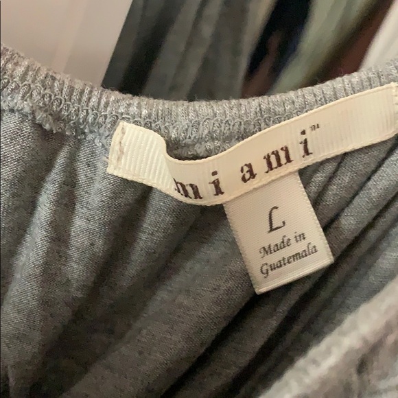 Light Gray Dress with Cream Design Accents - Picture 4 of 8